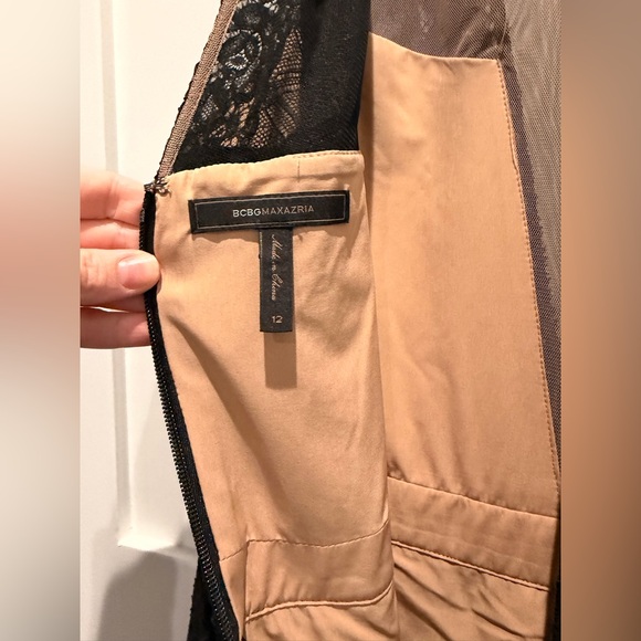 BCBGMAXAZRIA Andi Asymmetrical Lace Tulle Maxi Dress Black 12 Perfect Condition - Picture 11 of 16